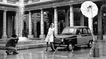 Renault 4 - photoshoot ad