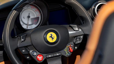 Ferrari Portofino M - steering wheel