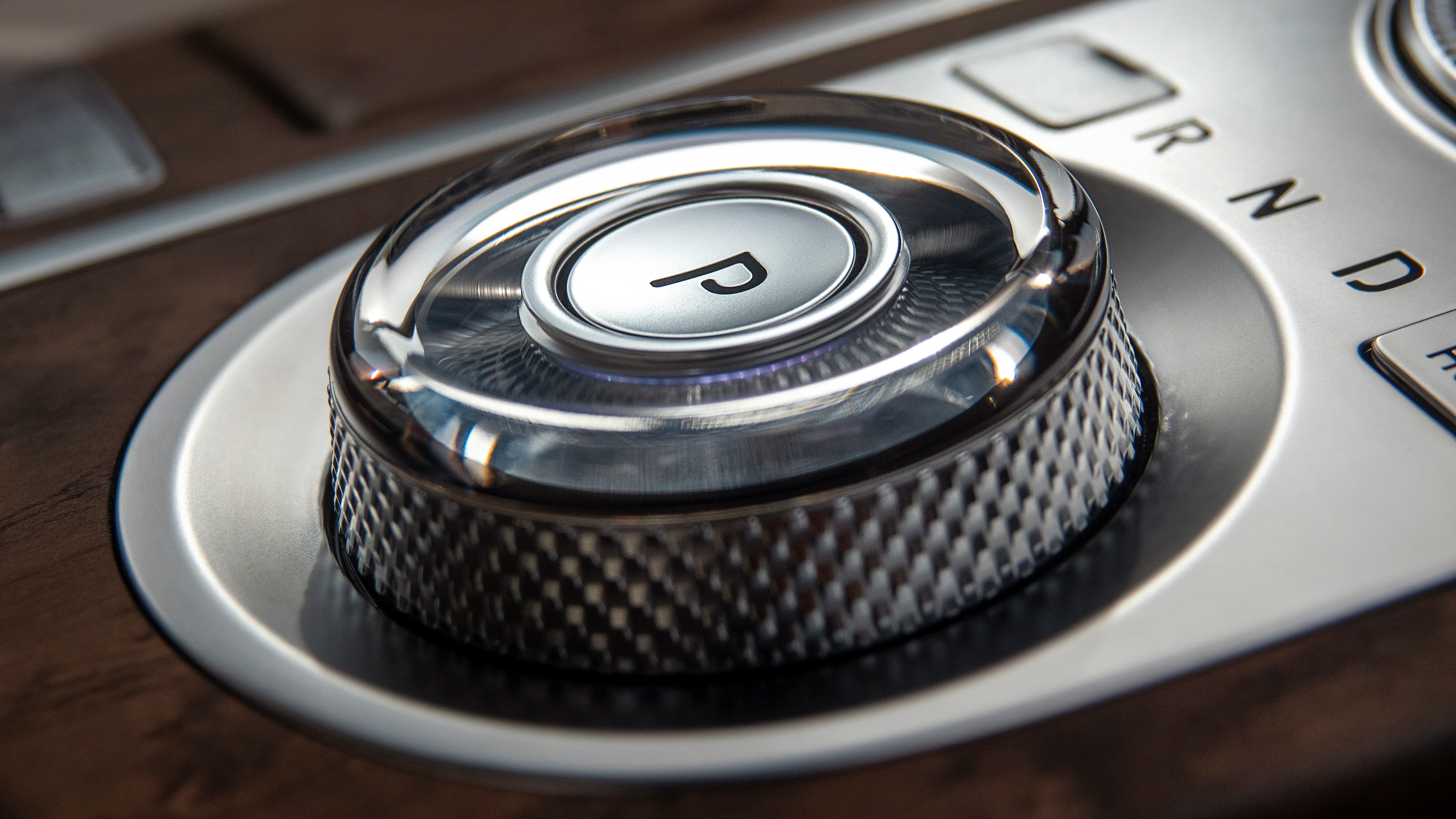 Genesis G80 - gear selector