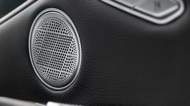 Genesis G80 - sound system