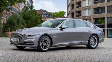 Genesis G80 - front