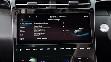 Hyundai Tucson MHEV - infotainment