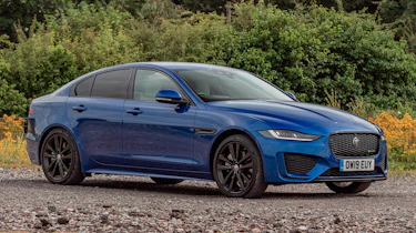 Jaguar XE P250 - front static