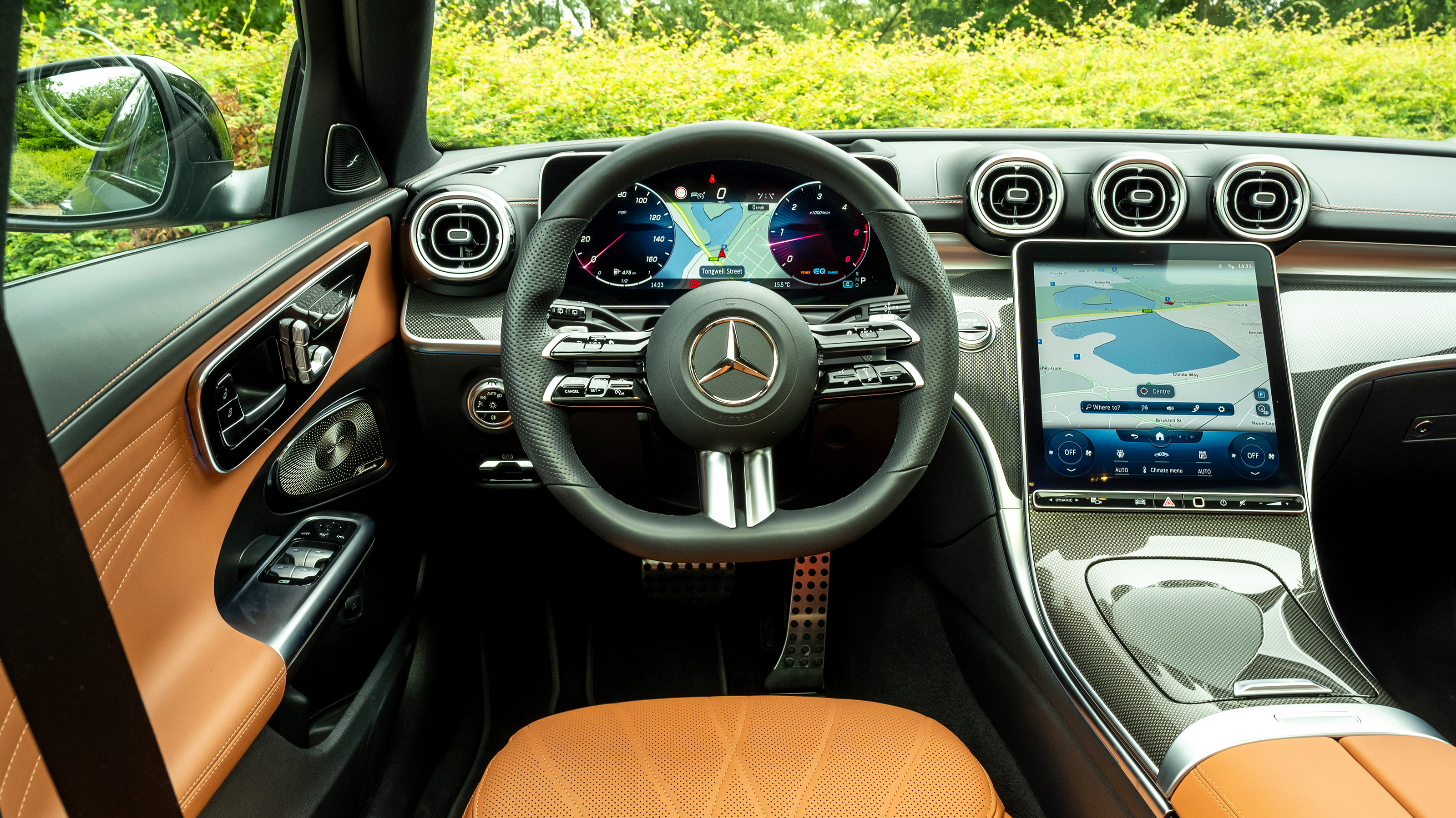 Mercedes C-Class - dash