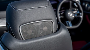 Mercedes E 300 Cabriolet - seat fan