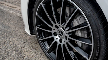 Mercedes E 300 Cabriolet - wheel