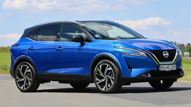 Nissan Qashqai - front static