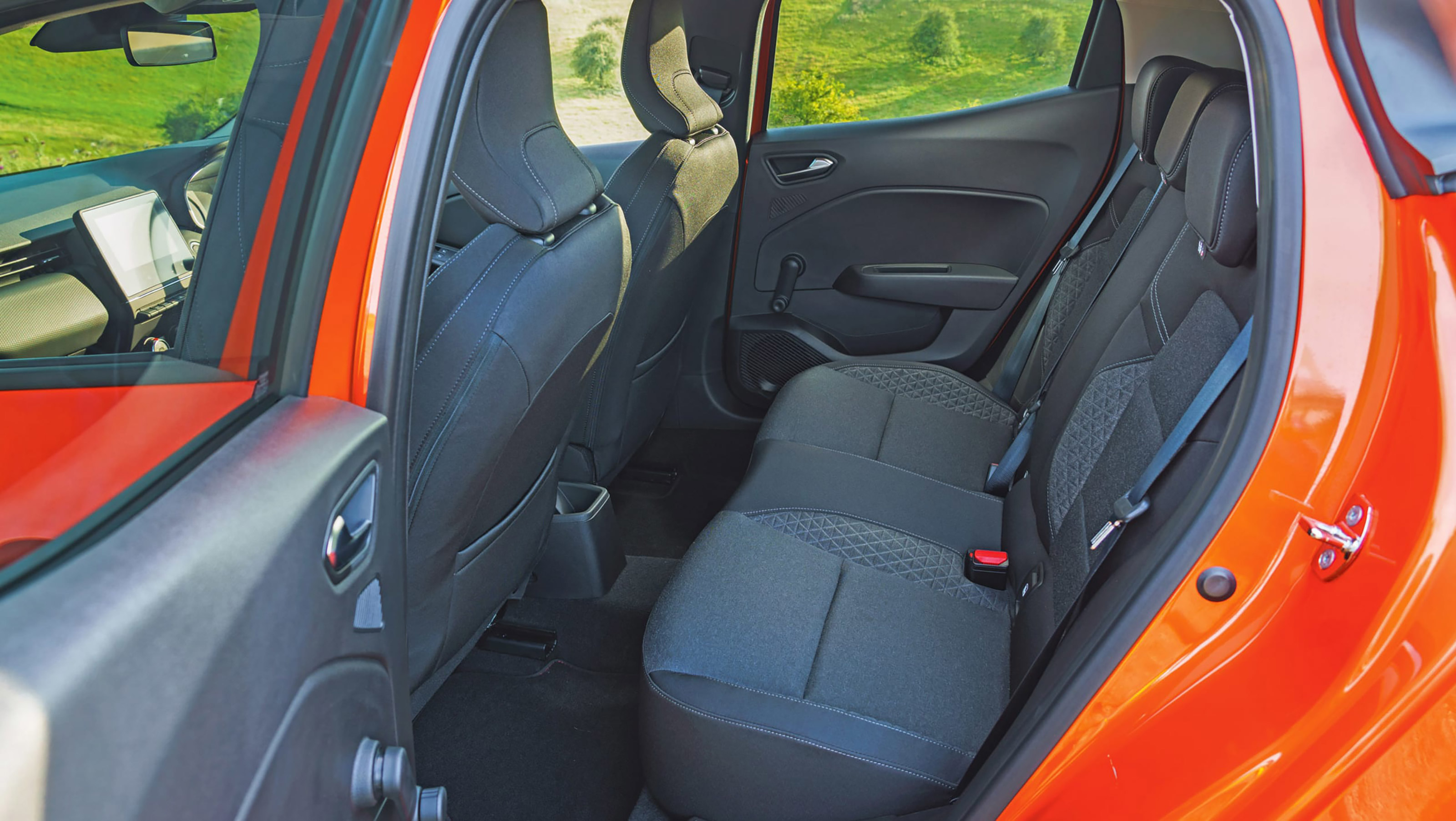 Renault Clio - rear seats