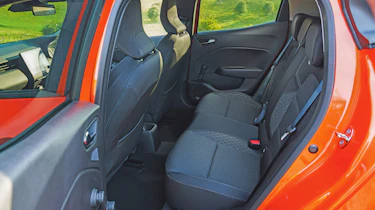Renault Clio - rear seats