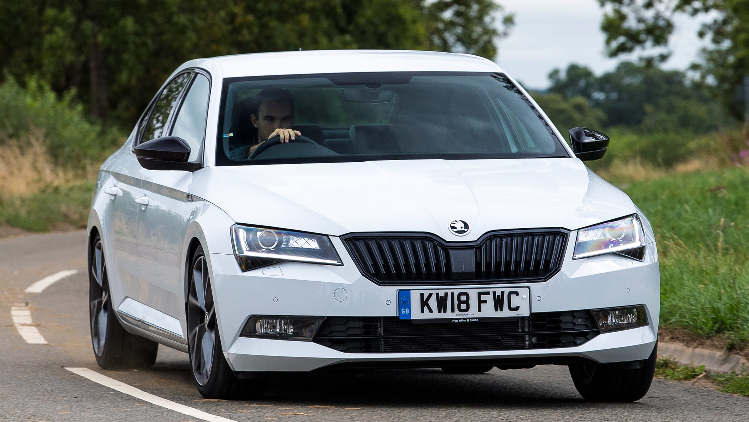 Used Skoda Superb - front cornering