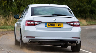 Used Skoda Superb - rear cornering