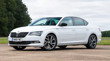 Used Skoda Superb - front static