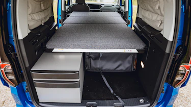 Volkswagen Caddy California MPV - rear