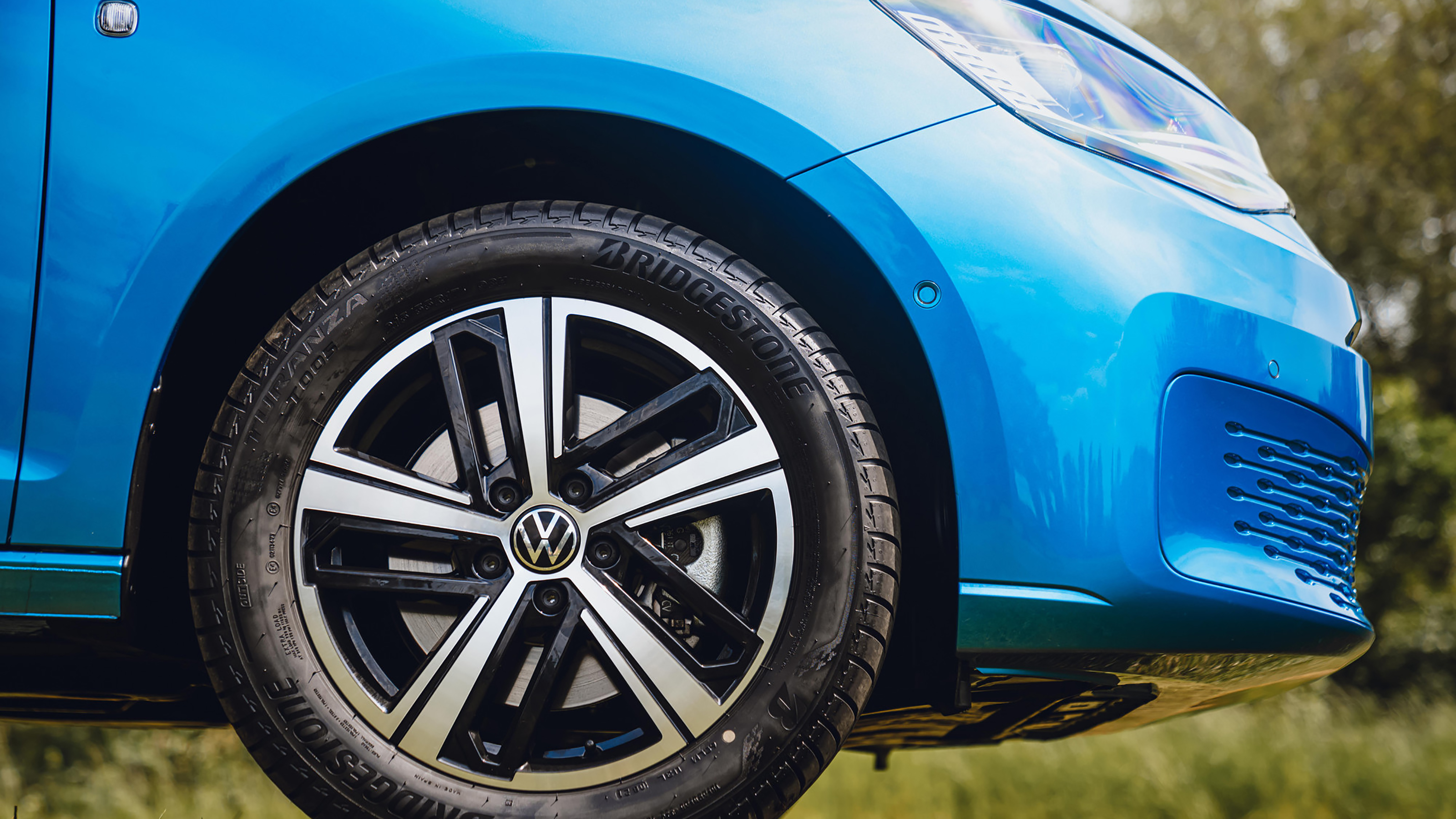 Volkswagen Caddy California MPV - wheel