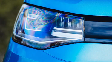 Volkswagen Caddy California MPV - headlight