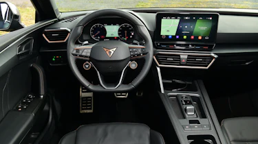 Cupra Leon 300 - interior