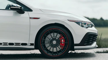 Volkswagen Golf GTI Clubsport 45 - side profile