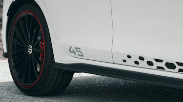 Volkswagen Golf GTI Clubsport 45 - 45 badge