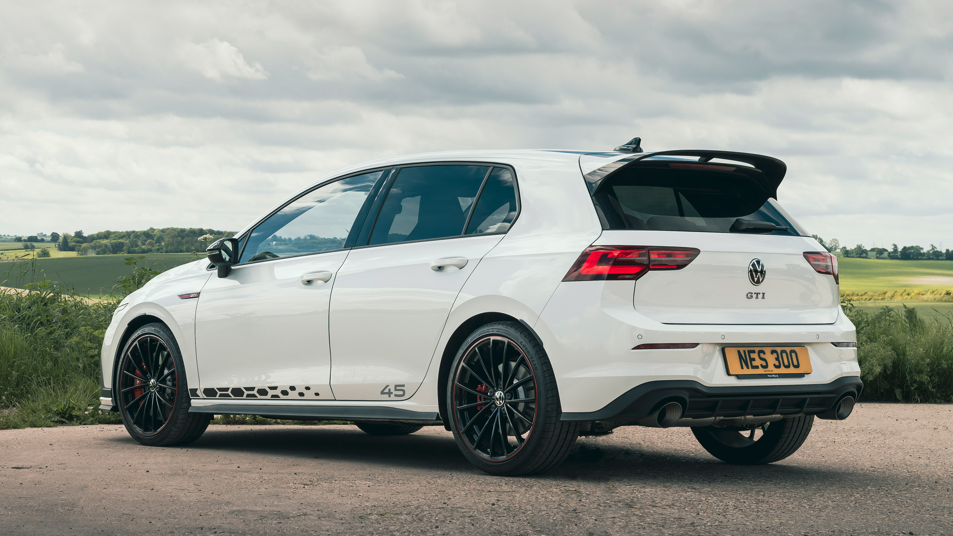 Volkswagen Golf GTI Clubsport 45 - rear static