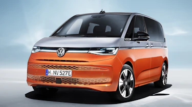 Volkswagen T7 Multivan - front static