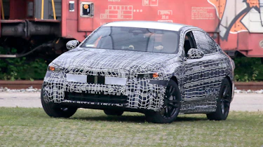 BMW 5 series spy - front
