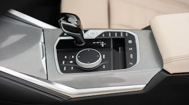 BMW M440i Convertible - transmission
