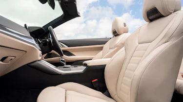 BMW M440i Convertible - seats