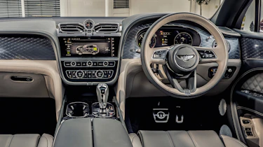 Bentley Bentayga Hybrid - dash