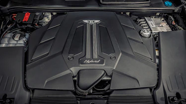 Bentley Bentayga Hybrid - engine