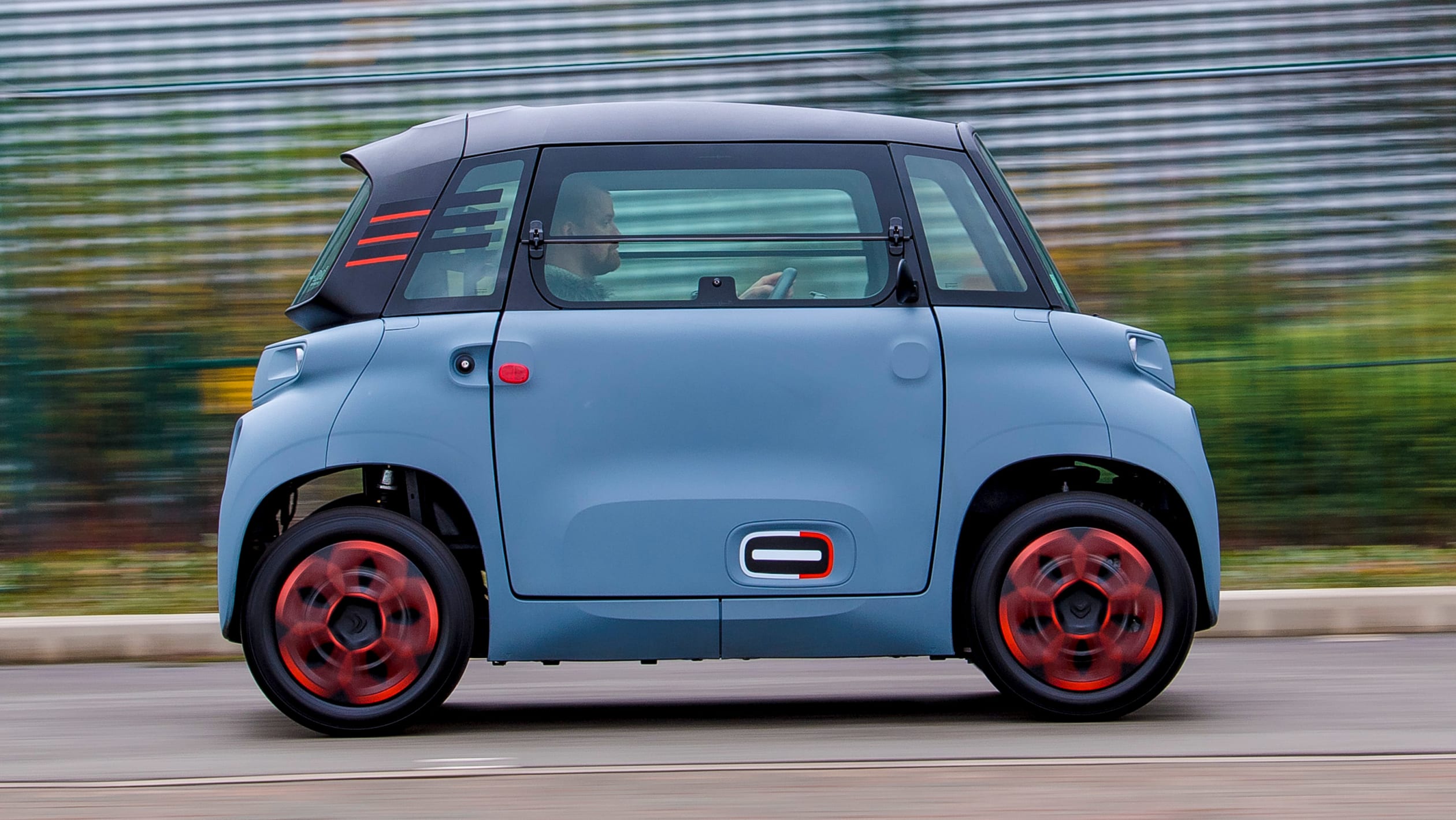 Citroen Ami - side