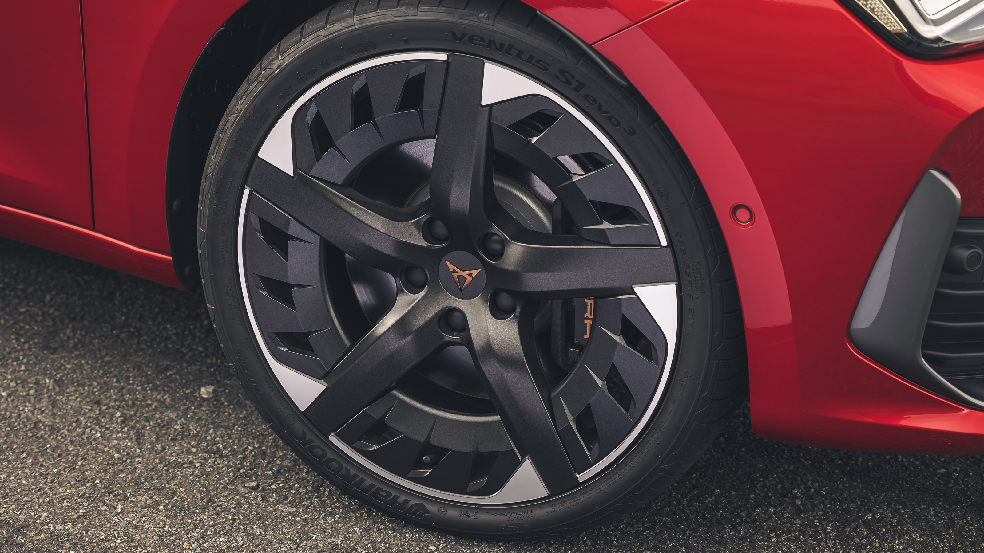 Cupra Leon Estate - wheel