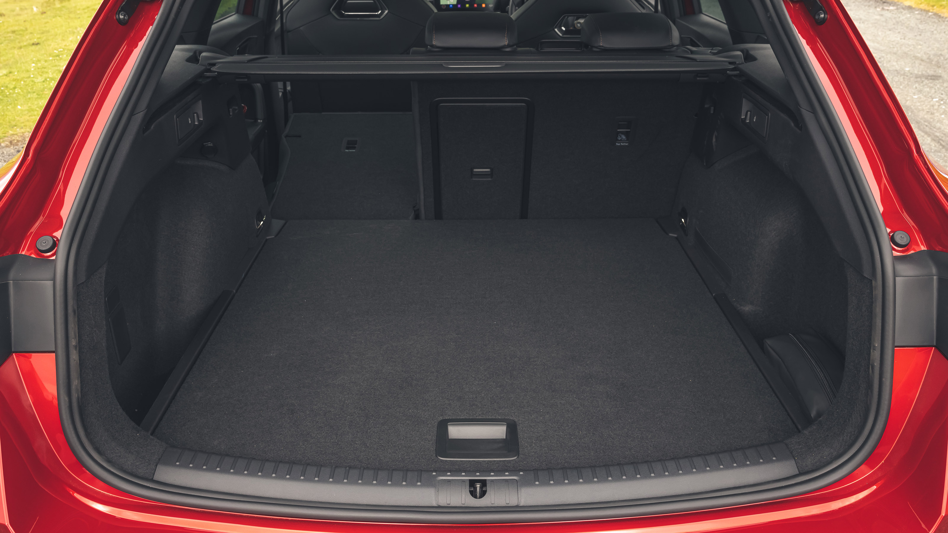 Cupra Leon Estate - boot