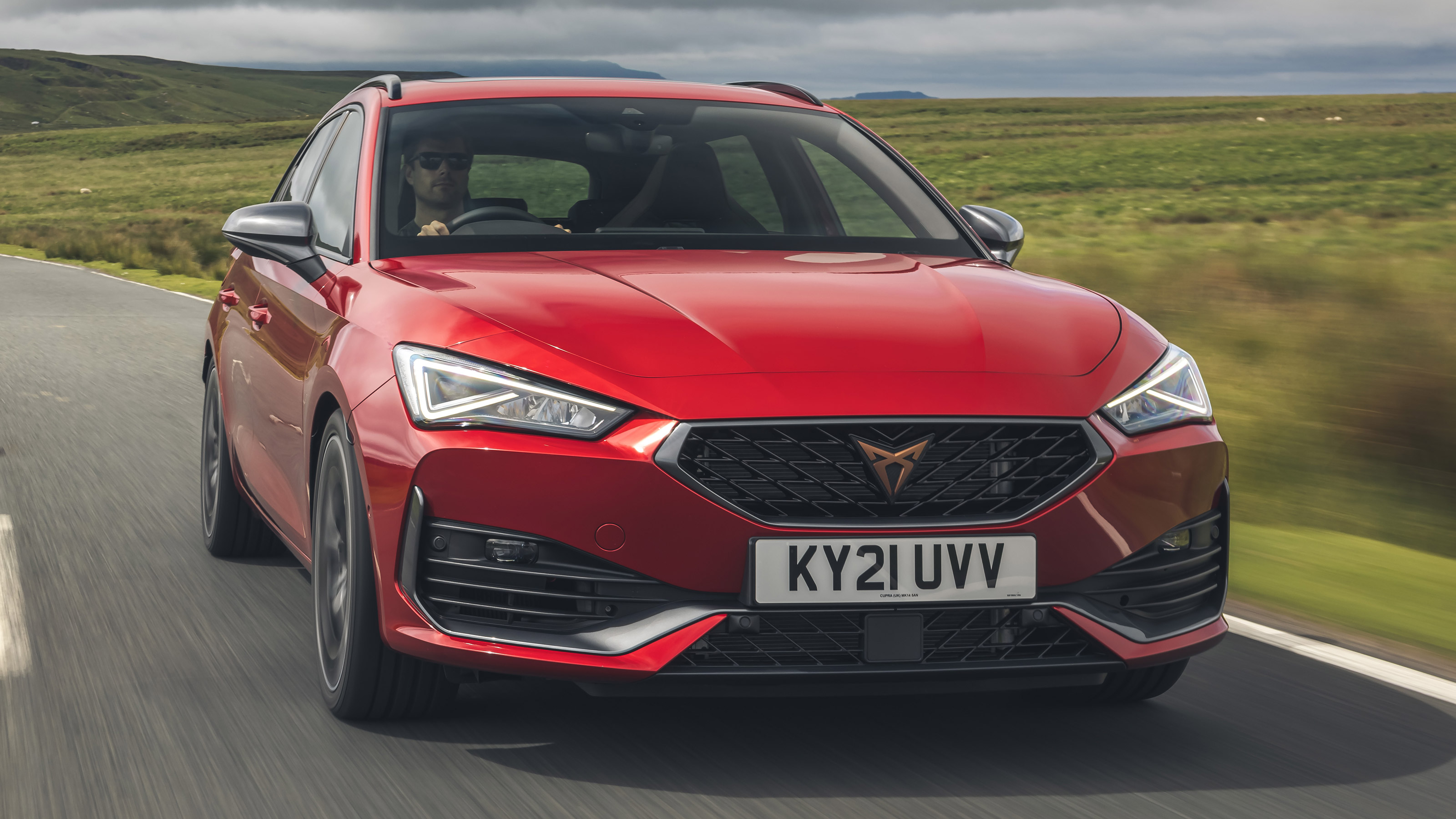 Cupra Leon Estate - front action