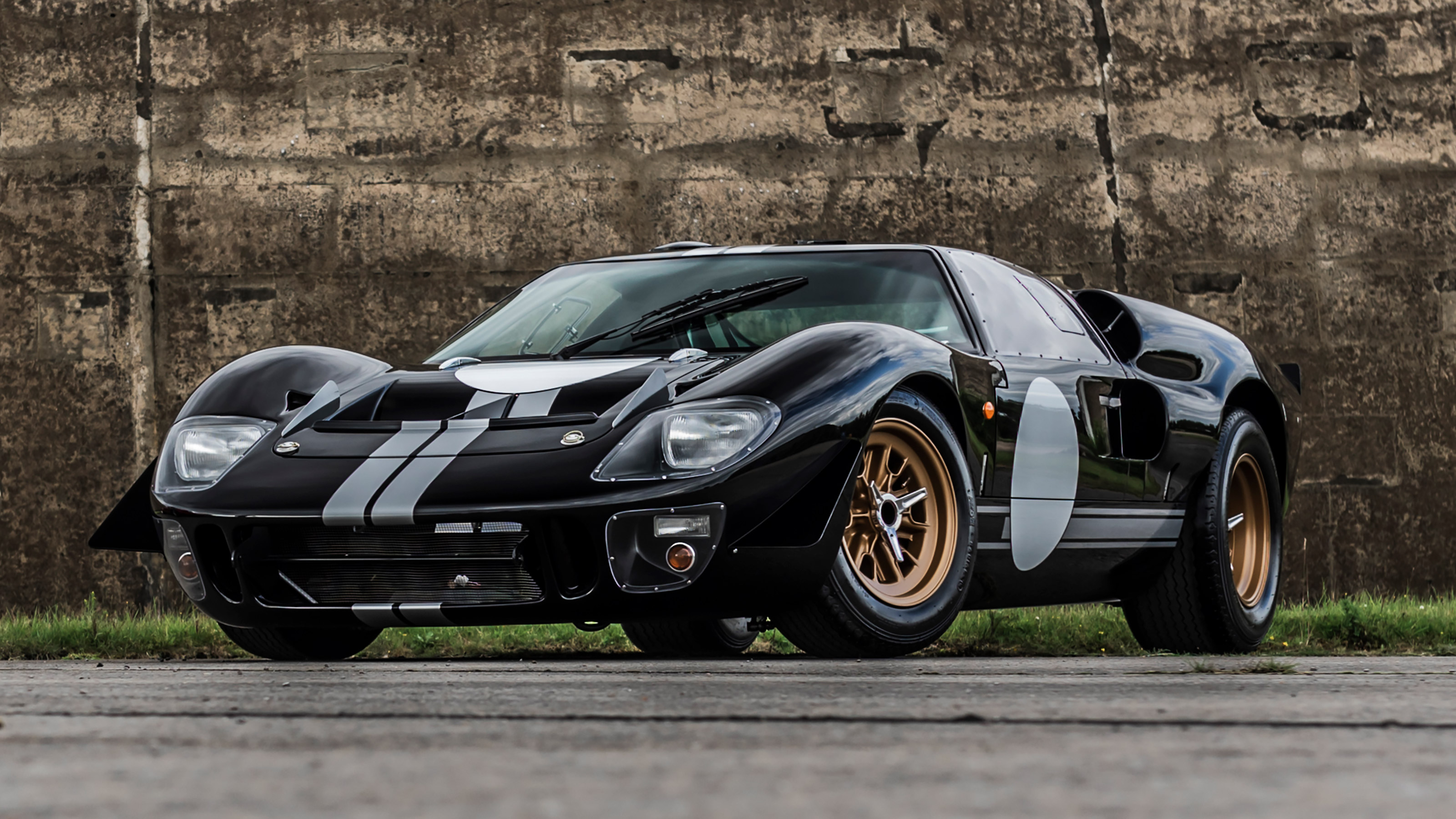 Everrati GT40 - front