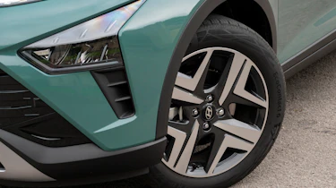 Hyundai Bayon - wheel