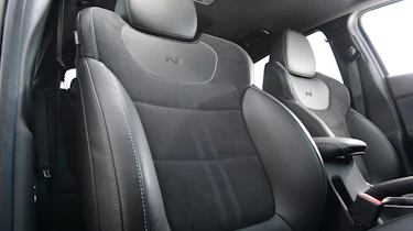 Hyundai i30 N Performance DCT - front seats