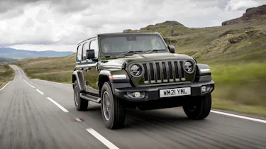 Jeep Wrangler - front tracking
