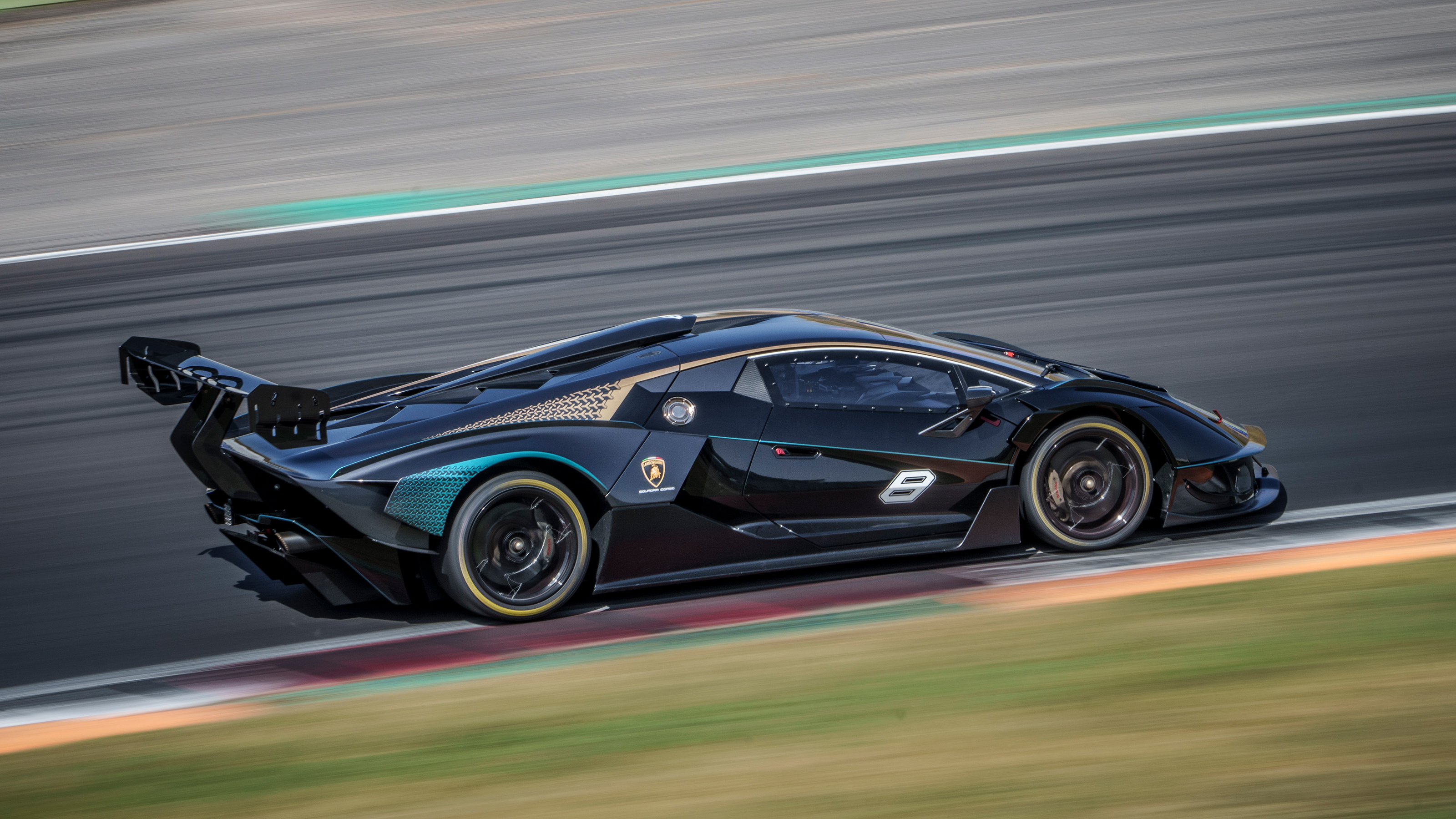 New Lamborghini Essenza SCV12 2021 review - side