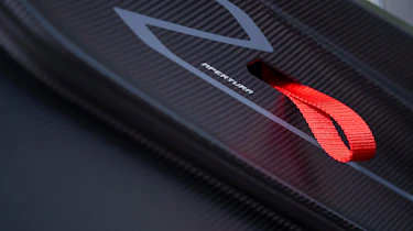 New Lamborghini Essenza SCV12 2021 review - handle