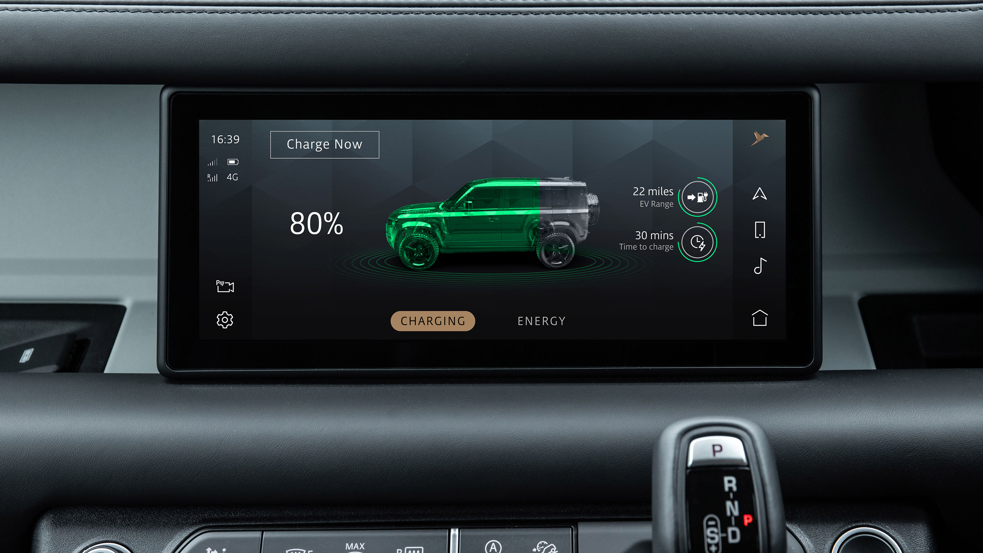 Land Rover Defender P400e PHEV - infotainment