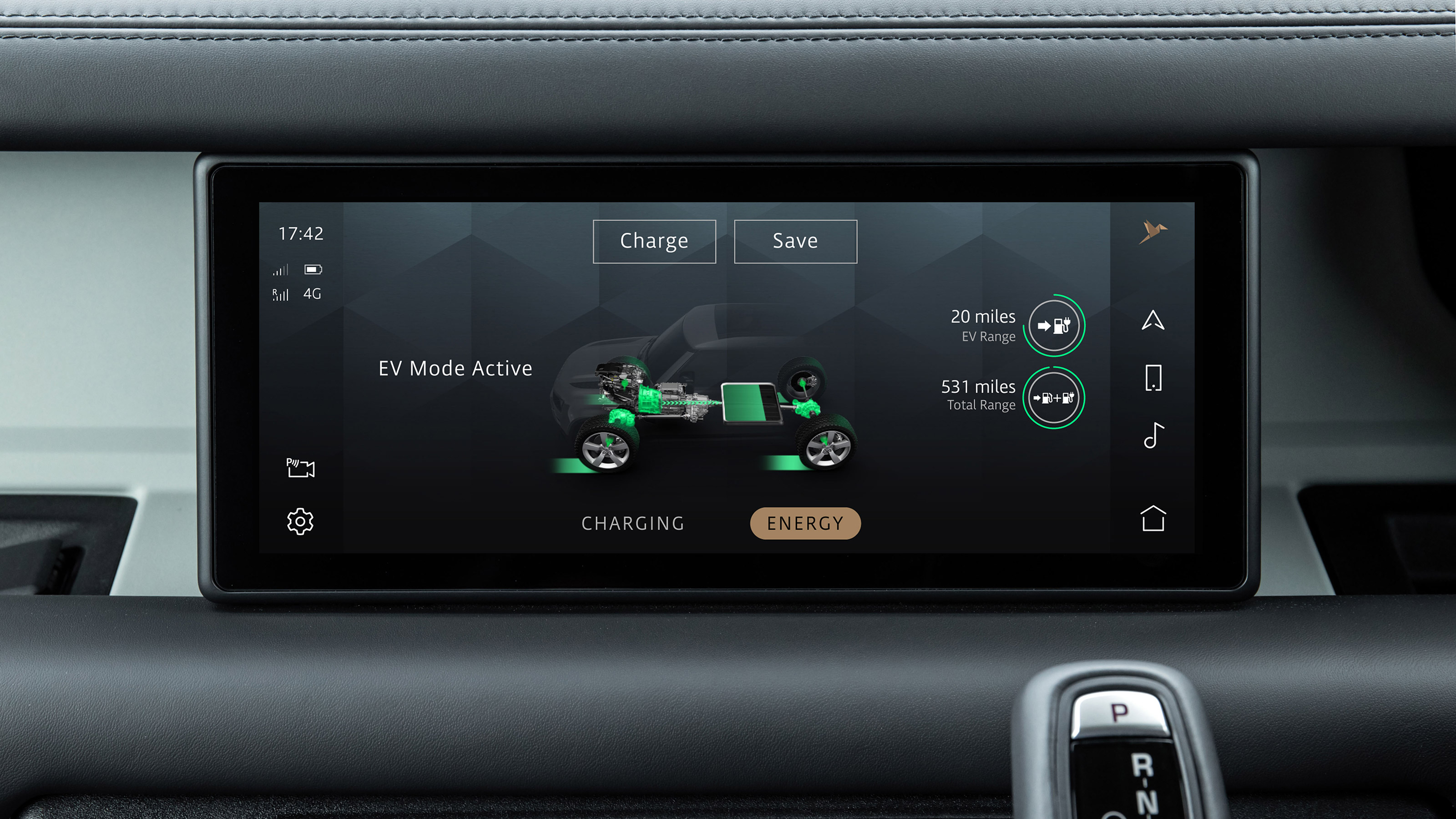 Land Rover Defender P400e PHEV - screen