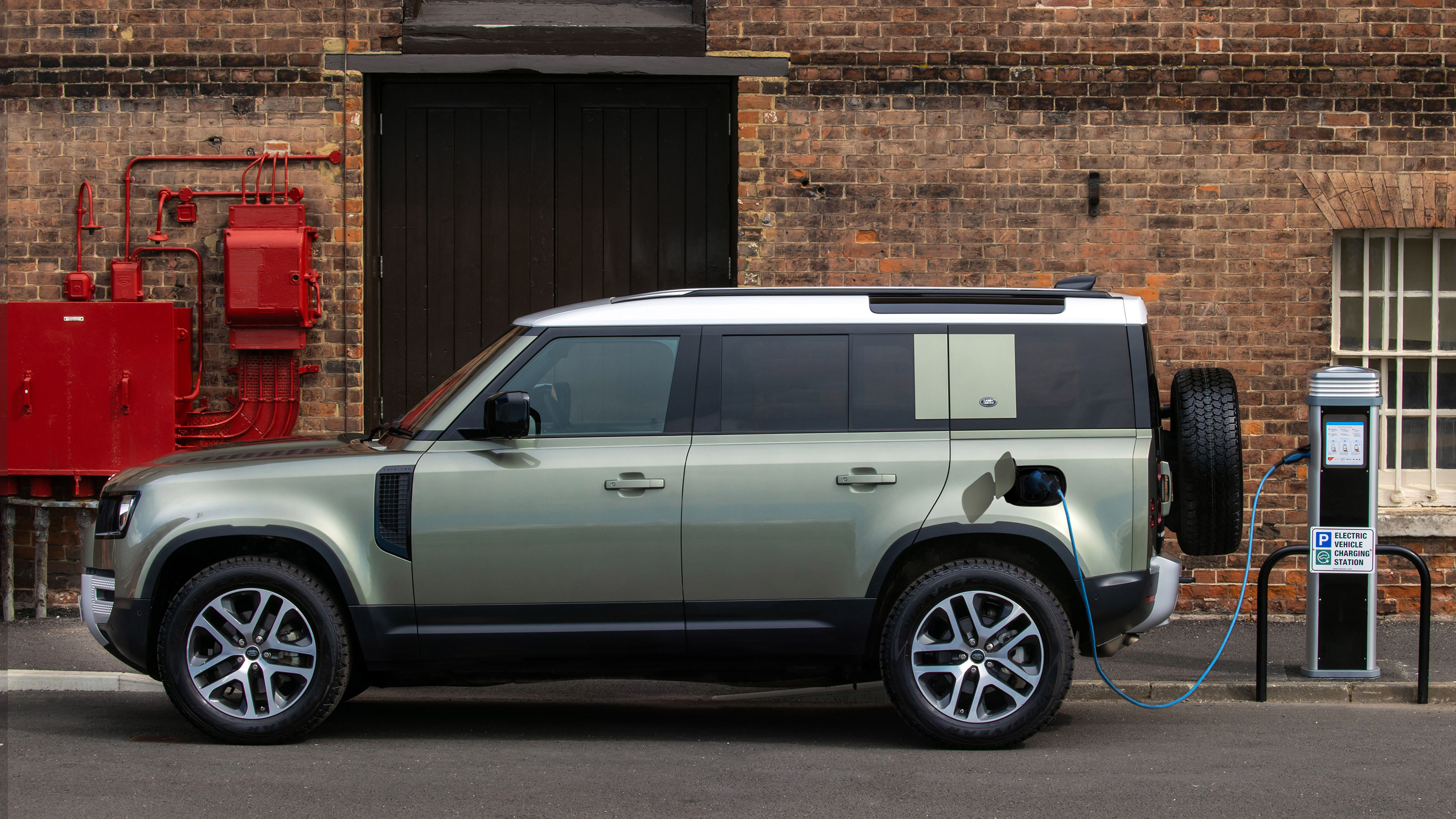 Land Rover Defender P400e PHEV - side charging