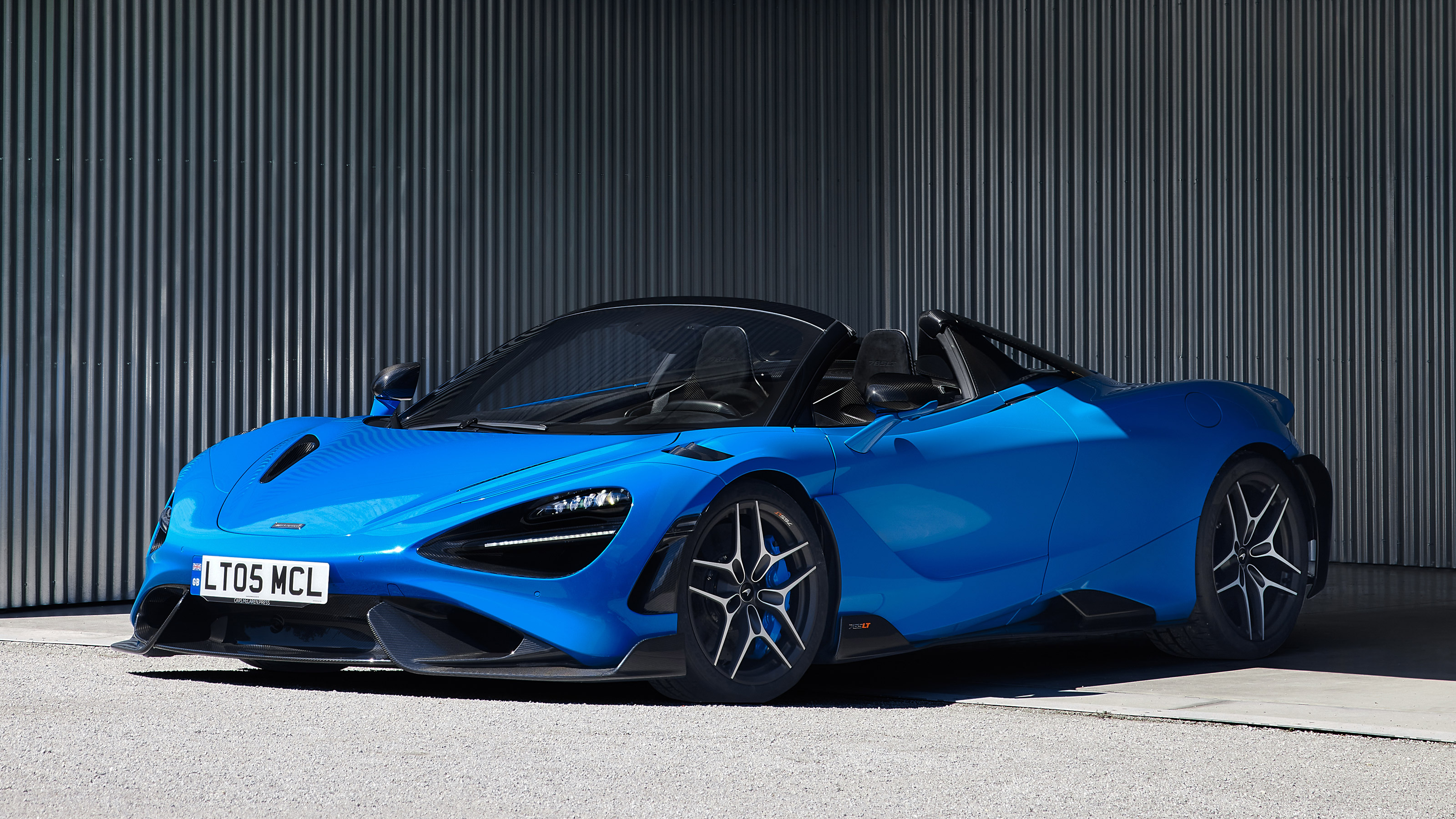 McLaren 765LT Spider - front