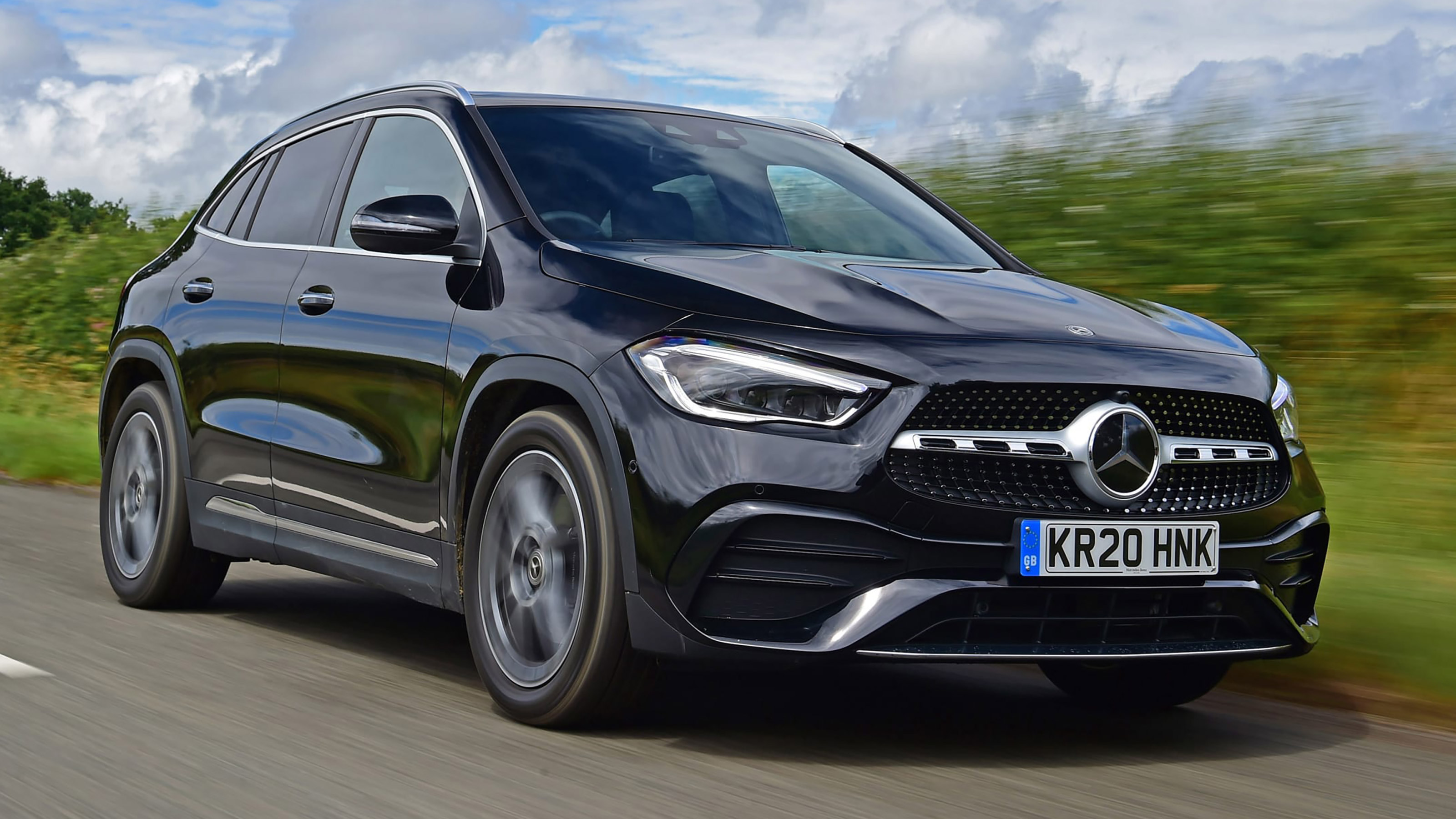 Mercedes GLA - front