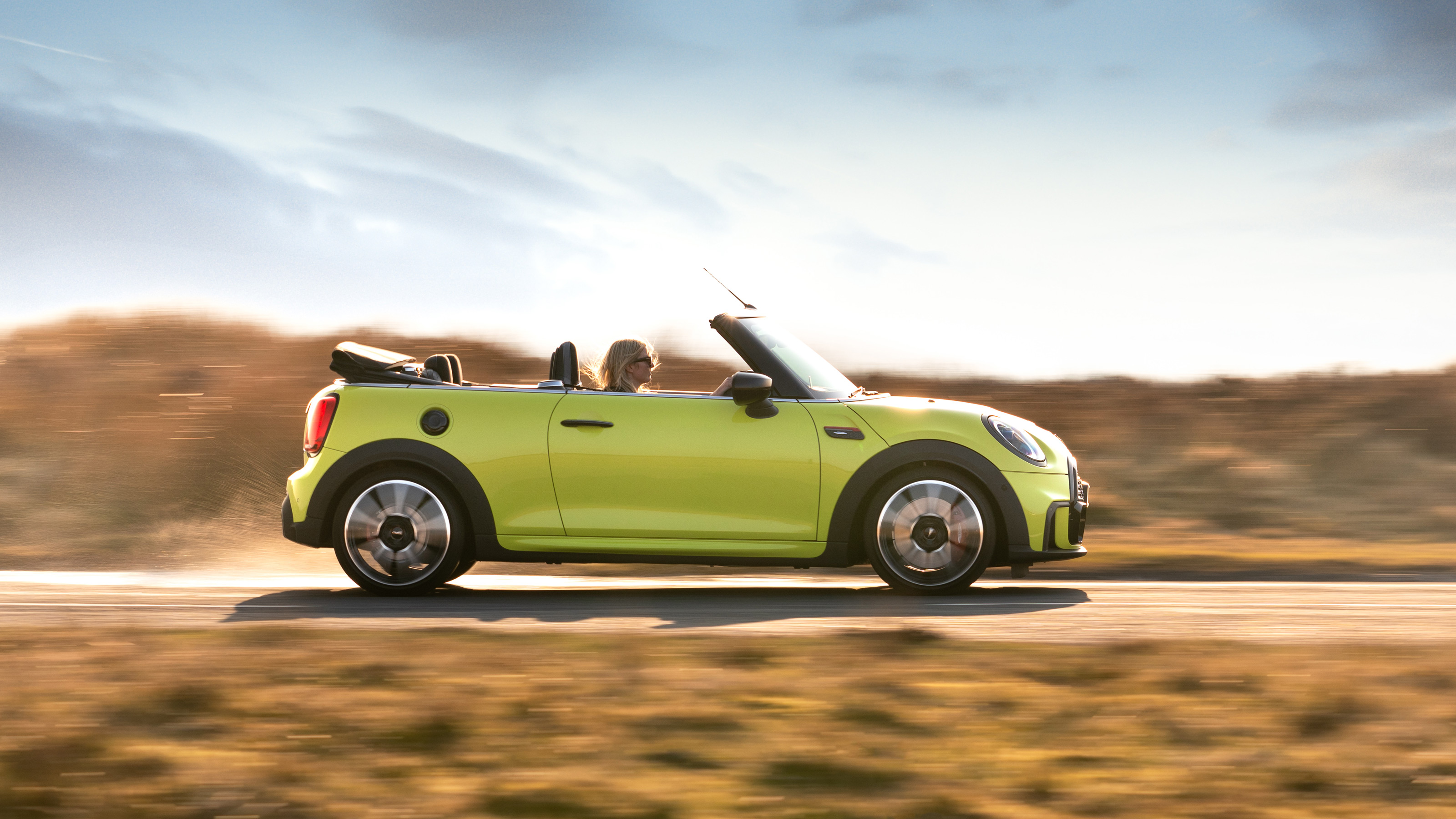 MINI Convertible - driving profile
