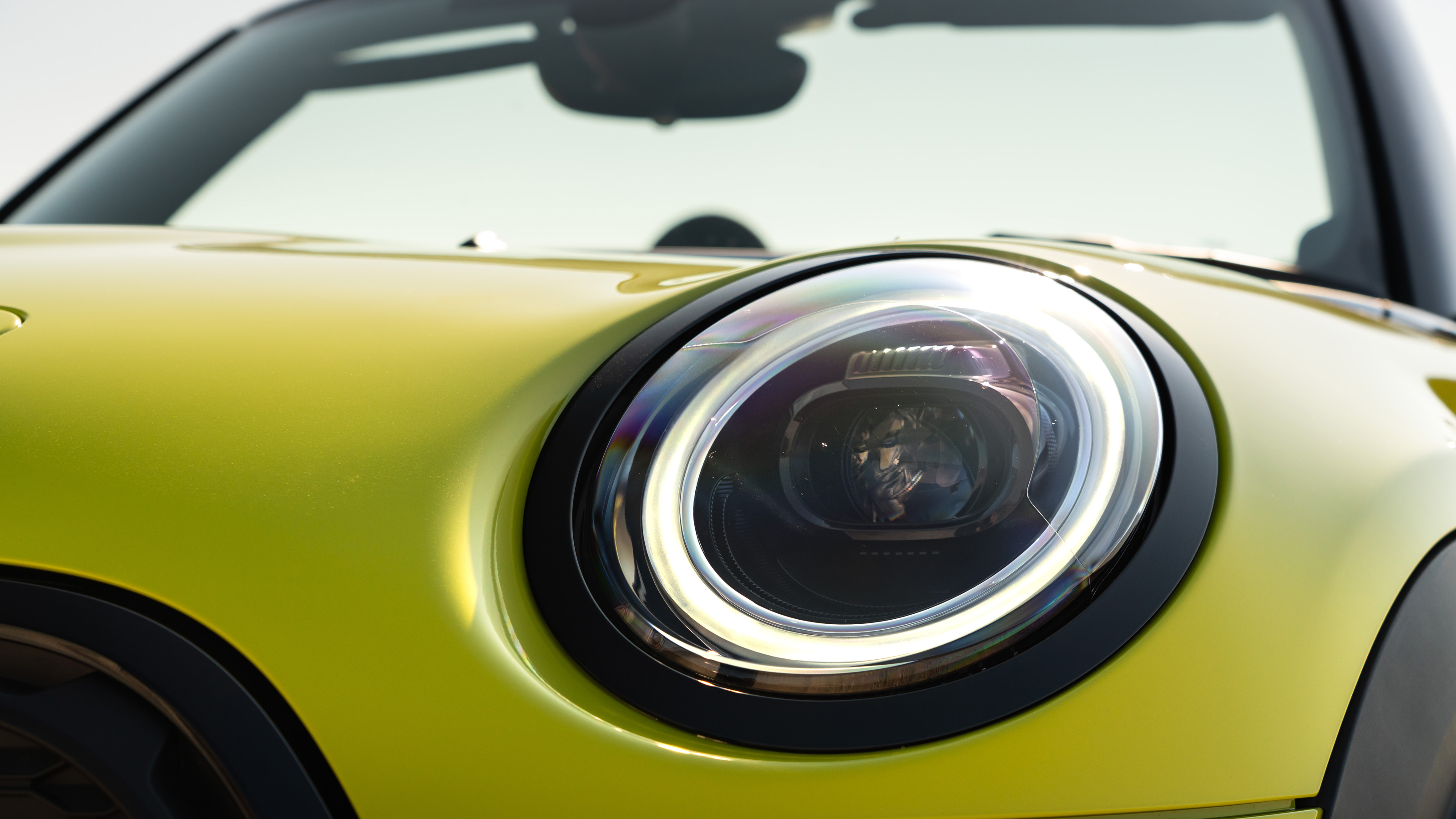 MINI Convertible - headlight