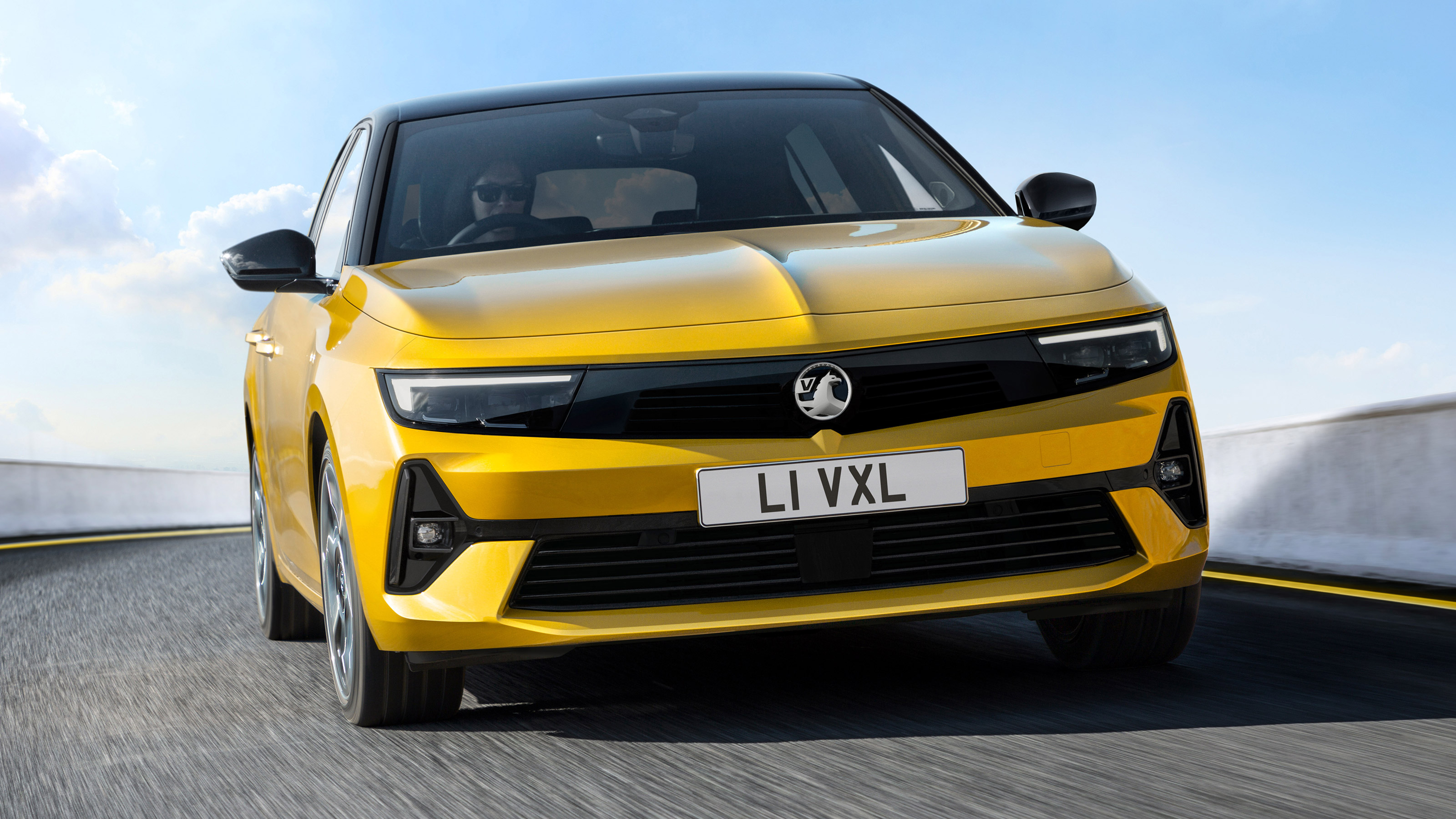 Vauxhall Astra - front 2