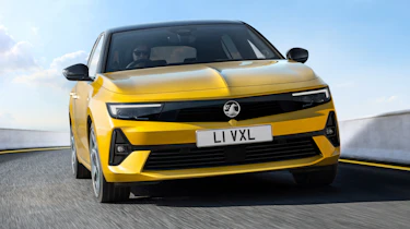 Vauxhall Astra - front 2