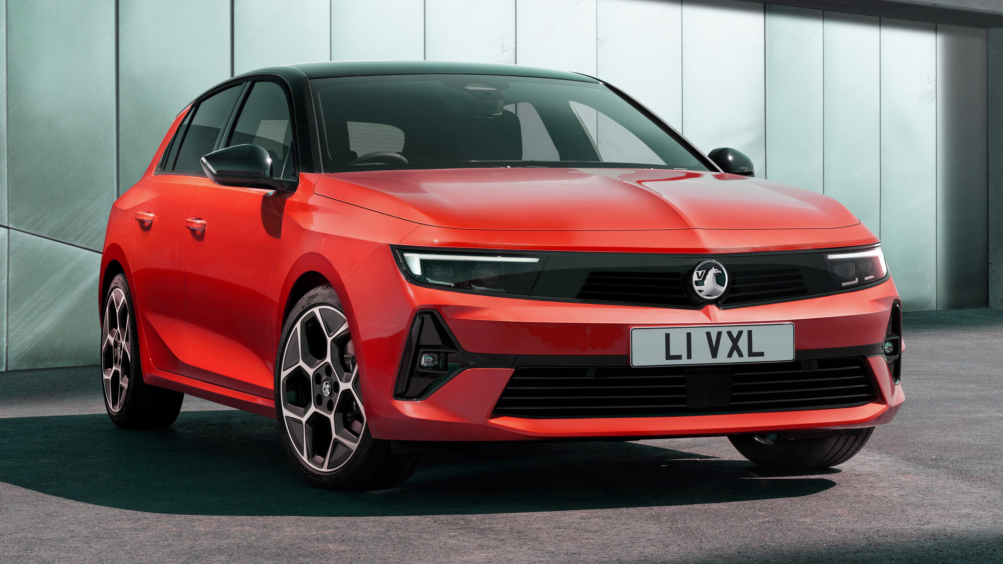 Vauxhall Astra - front red
