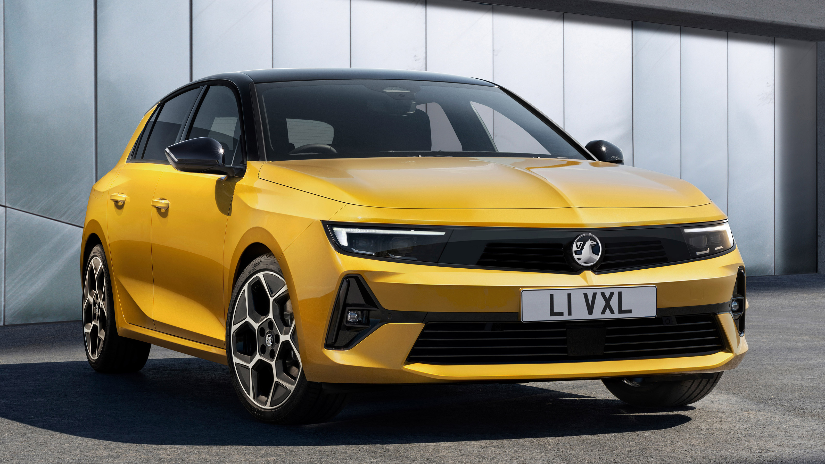 2022 Vauxhall Astra - front static